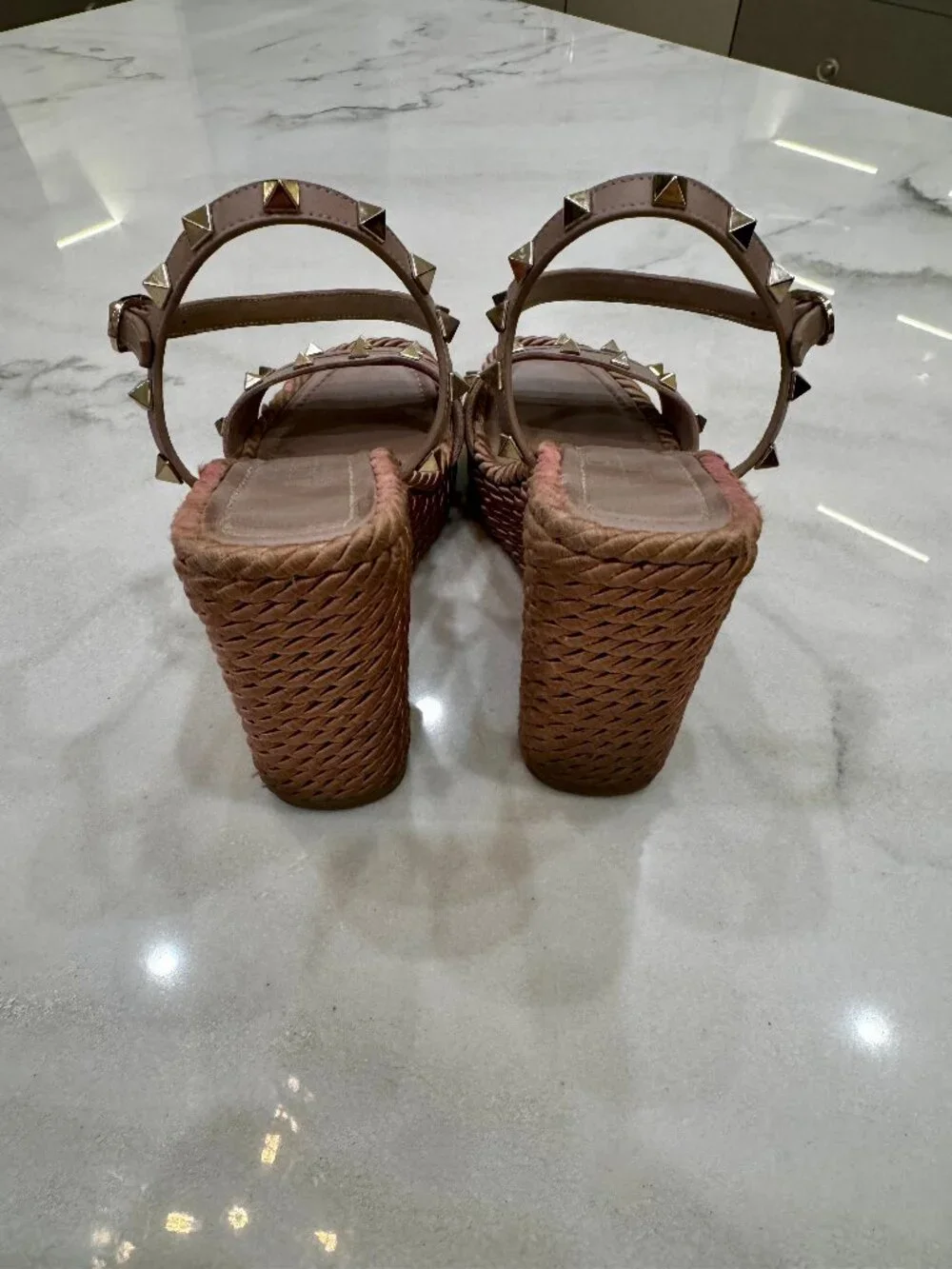 Valentino Garavani Rockstud Woven Wedge Sandals Nude Pink Gold